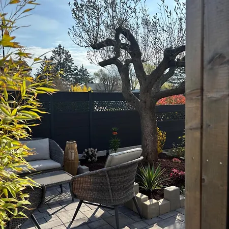 Apartamento Independante Avec Terrasse Privee, Parking & Climatisation *
