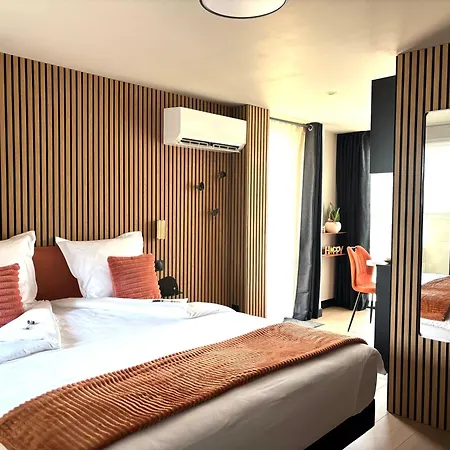 Apartamento Independante Avec Terrasse Privee, Parking & Climatisation